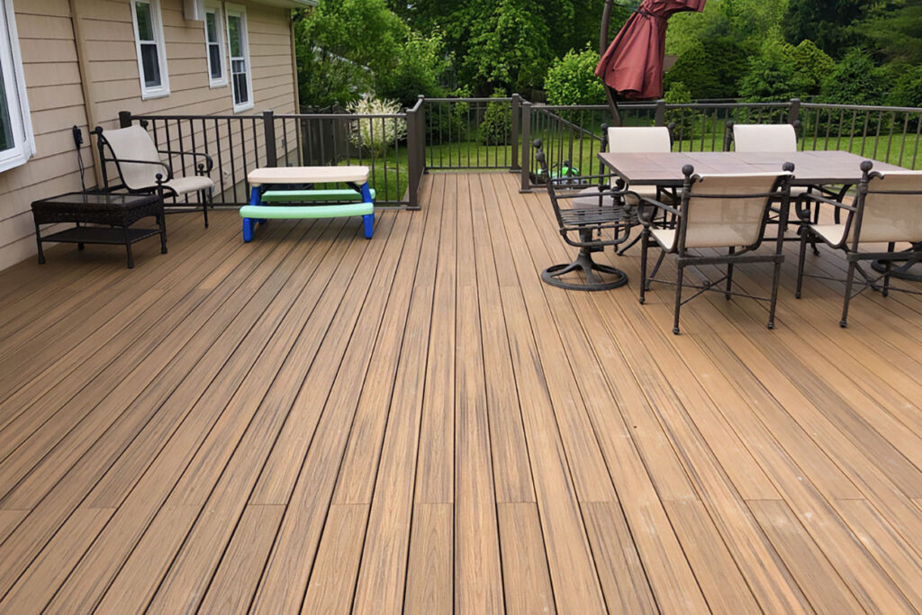 how_to_install_composite_decking-05-1024x683.jpg